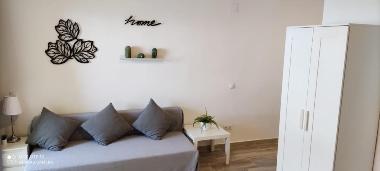 Estudio En Benalbeach, Vistas Mar, Primera Linea Playa Benalmádena Zewnętrze zdjęcie